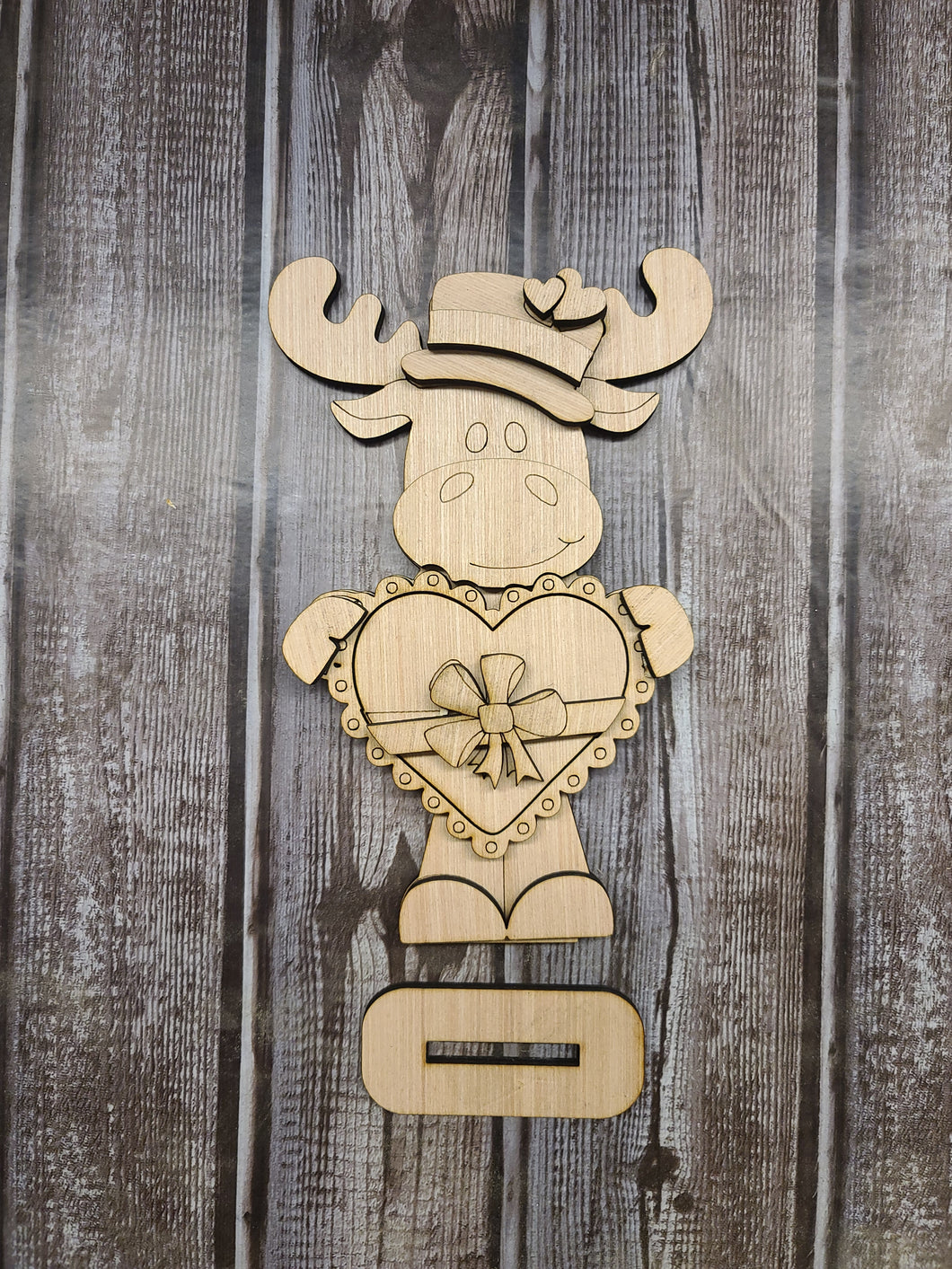 Moose holding heart DIY kit