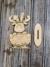 Load image into Gallery viewer, Hatching moose DIY KIT
