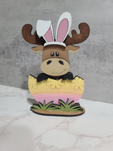 Load image into Gallery viewer, Hatching moose DIY KIT
