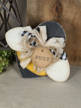 Load image into Gallery viewer, DIY Bee sitter kit
