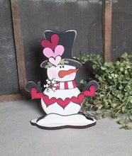 Load image into Gallery viewer, DIY KIT!  Snowman with heart garland
