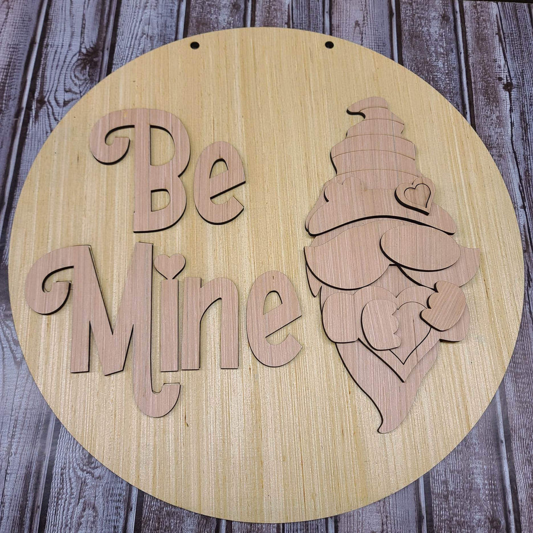 Be mine gnome doorhanger kit with supplies