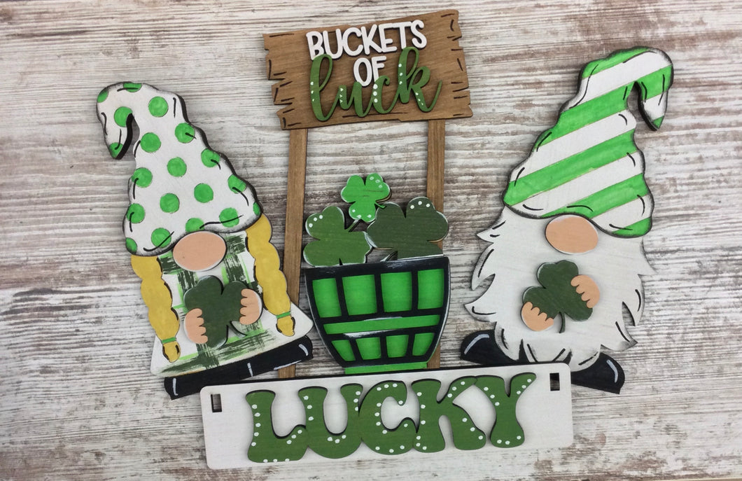 Buckets of Luck wagon insert